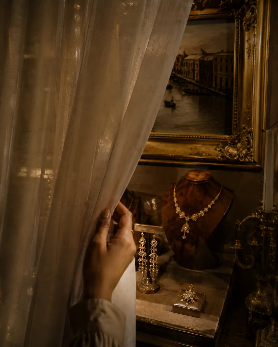 Private discovery, quietly revealed Craft carried through the hand LUMERA Luxury Lifestyle Exhibition Qatar
